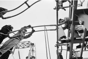 烏克蘭一季度發電423億度 同比下降5.5% 烏克蘭一季度發電423億度 同比下降5.5%